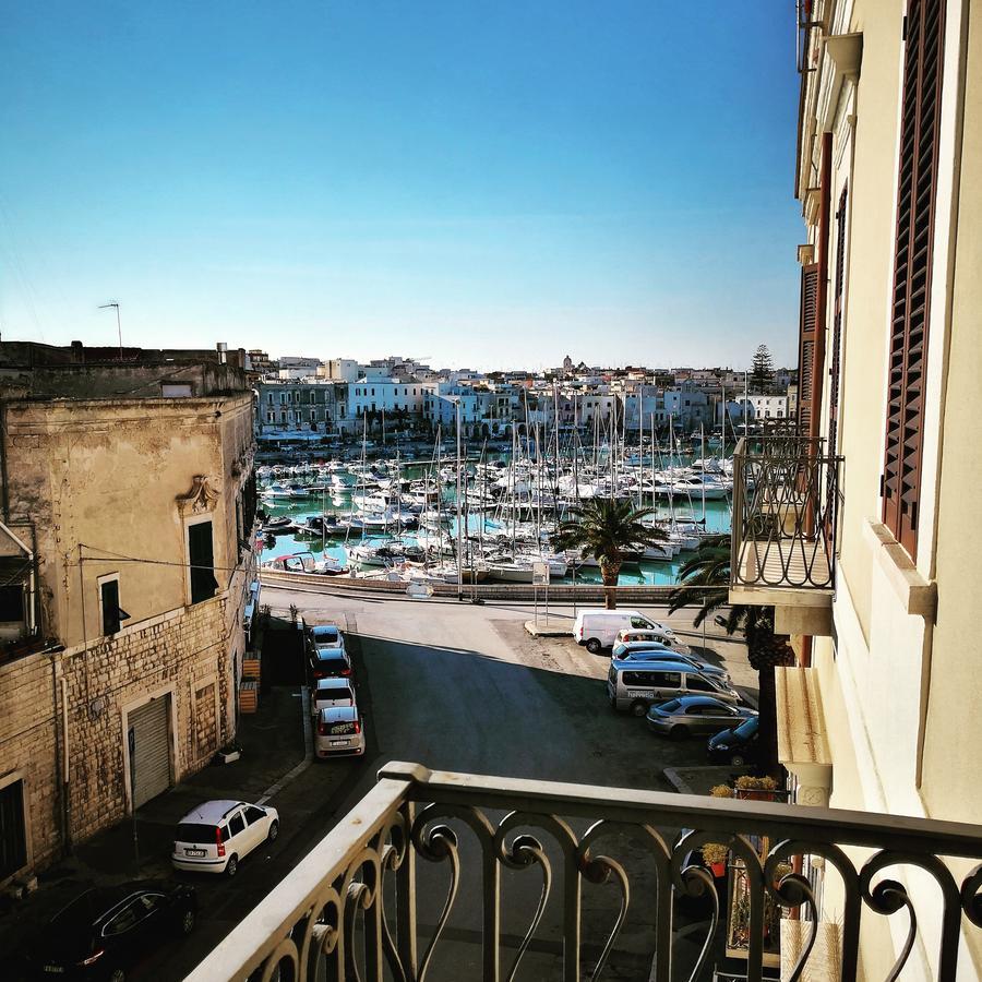 Bed and Breakfast Palazzo Marina Trani Exterior foto